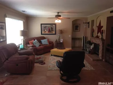 923 Rolling Oak Ct, Modesto, CA 95351 photo 12
