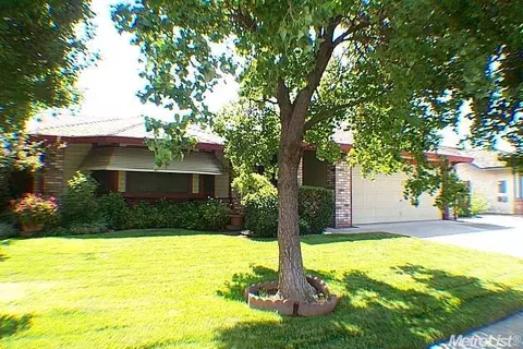 1306 Sausalito Way, Modesto, CA 95351 photo 1