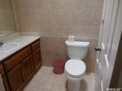 1306 Sausalito Way, Modesto, CA 95351 photo 9