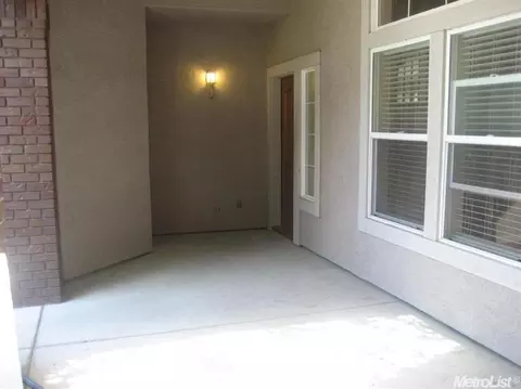 1921 Hunter Dr, Rocklin, CA 95765 photo 4