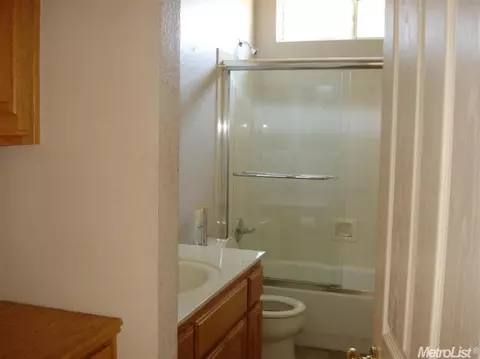 4116 Quiet Brook Ct, Modesto, CA 95356 photo 8