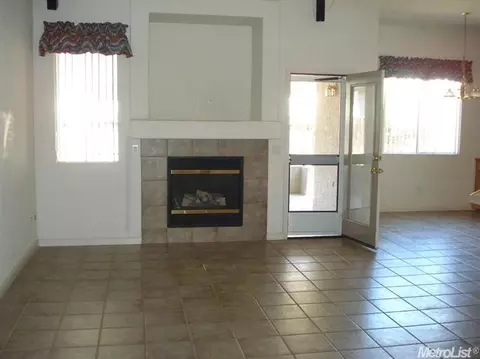 4116 Quiet Brook Ct, Modesto, CA 95356 photo 3