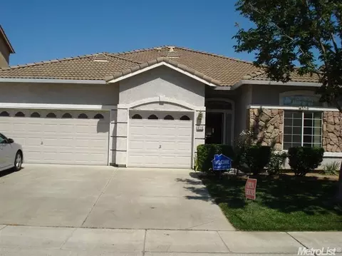 4116 Quiet Brook Ct, Modesto, CA 95356 photo 2