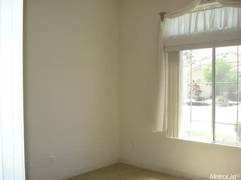 4116 Quiet Brook Ct, Modesto, CA 95356 photo 9