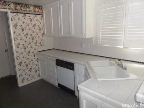 3533 Thomas More Way, Modesto, CA 95356 photo 11