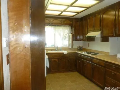 1008 Gorham Ave, Modesto, CA 95355 photo 7