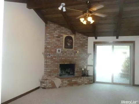 1008 Gorham Ave, Modesto, CA 95355 photo 13