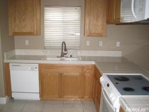 191 Eagleglen Ave, Turlock, CA 95380 photo 10