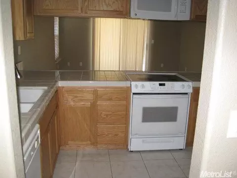 191 Eagleglen Ave, Turlock, CA 95380 photo 9