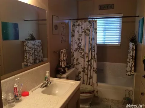 2035 Moran Ave, Modesto, CA 95354 photo 9