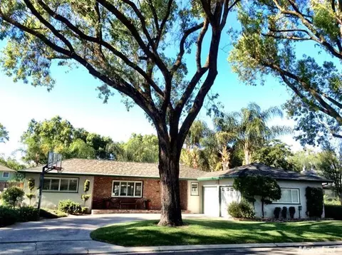 1227 Fordham Ave, Modesto, CA 95350 photo 1