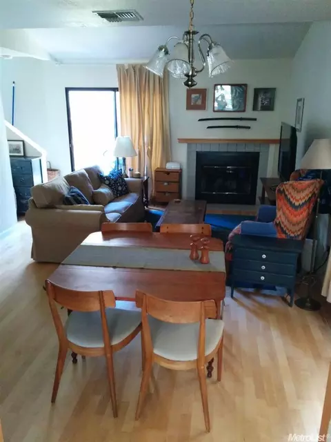 3169 Newport Ter, Davis, CA 95618 photo 8