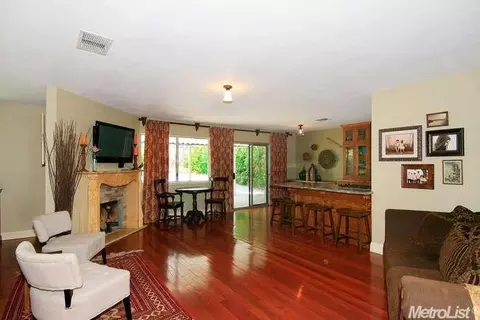 5525 Arcadia Ave, Loomis, CA 95650 photo 3