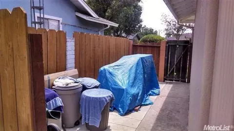 405 E Rumble Rd, Modesto, CA 95350 photo 14