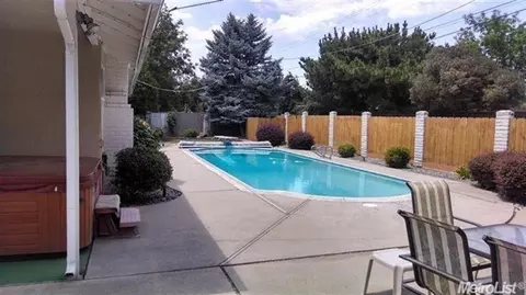 405 E Rumble Rd, Modesto, CA 95350 photo 16