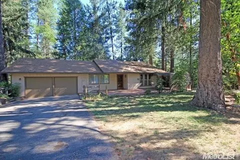 1150 Hillcrest Blvd, Colfax, CA 95713 photo 1