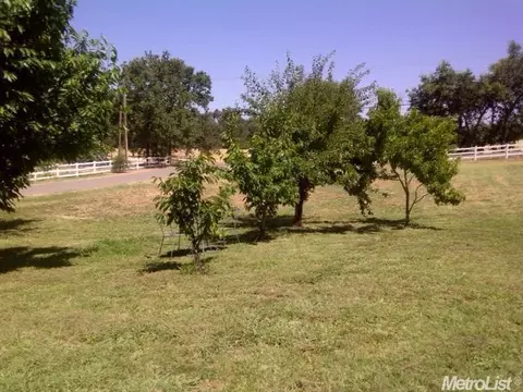 9284 Cherry Ave, Orangevale, CA 95662 photo 22