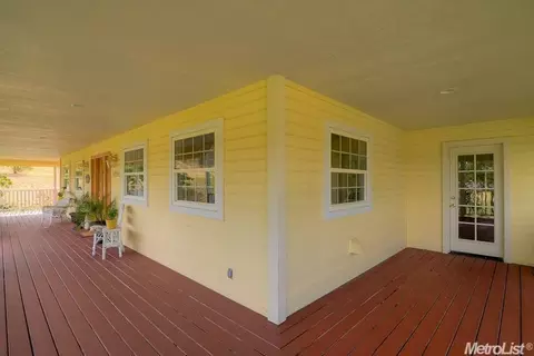 9284 Cherry Ave, Orangevale, CA 95662 photo 6