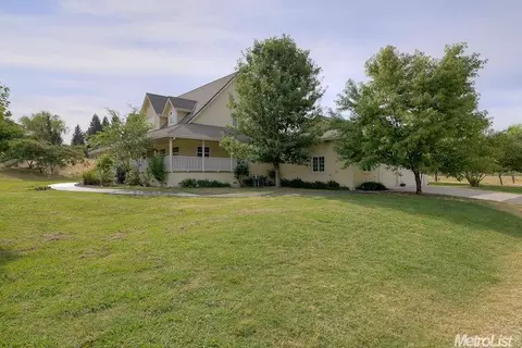 9284 Cherry Ave, Orangevale, CA 95662 photo 4