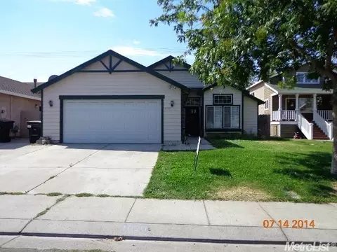 1020 Fall River Dr, Modesto, CA 95351 photo 1