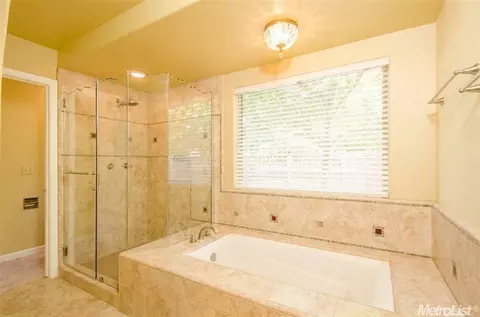 3831 Hillgrove Way, Carmichael, CA 95608 photo 7