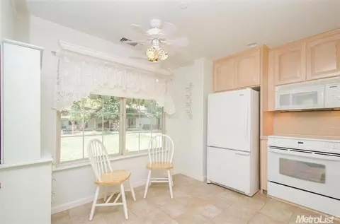 3831 Hillgrove Way, Carmichael, CA 95608 photo 18
