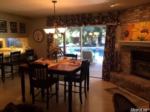 2438 Bluegrass Ln, Merced, CA 95340 photo 6