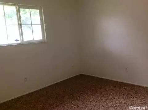 1820 Norman Way, Modesto, CA 95350 photo 5
