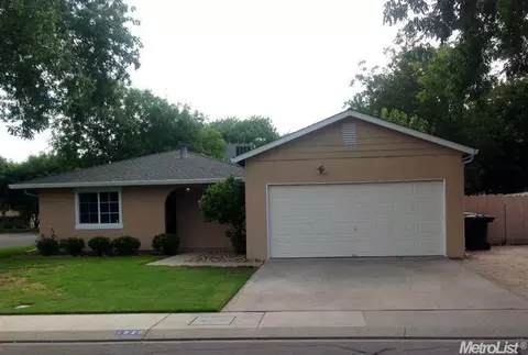 1820 Norman Way, Modesto, CA 95350 photo 1