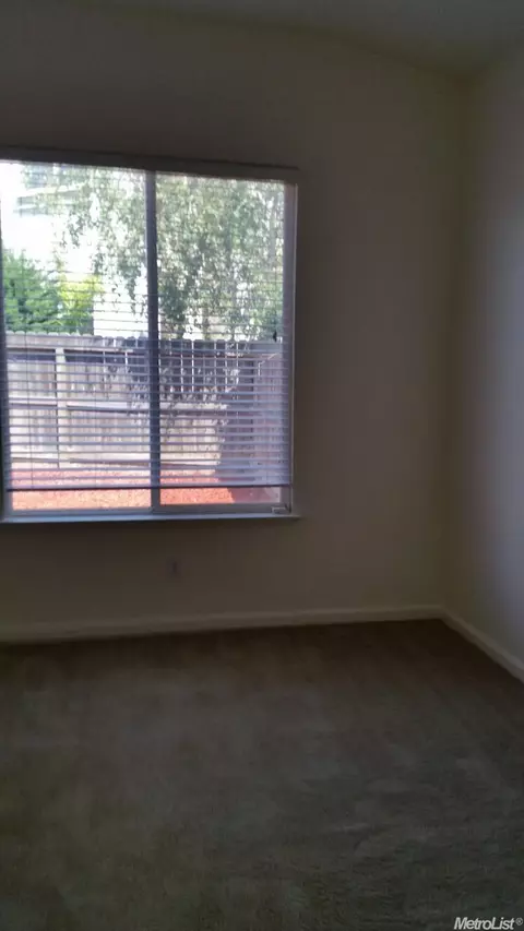 2305 Summerlin Dr, Modesto, CA 95356 photo 9