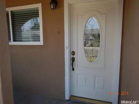 8171 Schoonover St, Elverta, CA 95626 photo 4