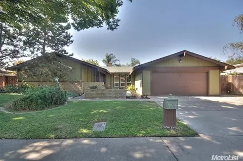 605 Avanel Dr, Modesto, CA 95356 photo 1