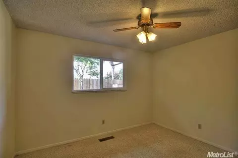 605 Avanel Dr, Modesto, CA 95356 photo 9