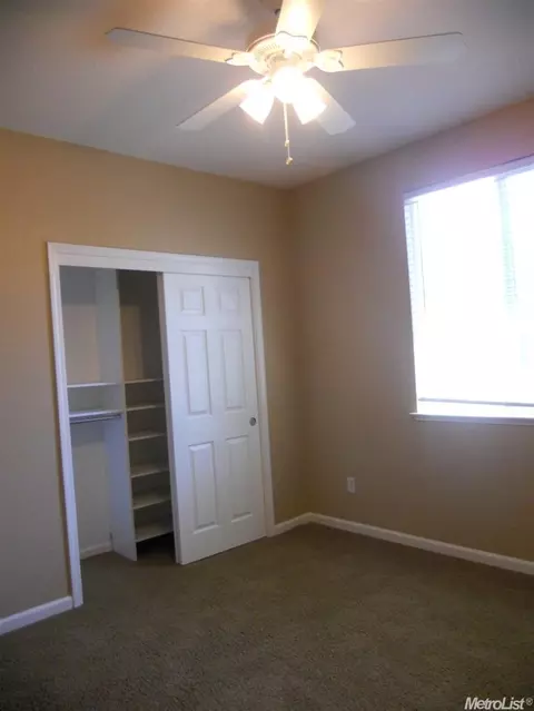 2087 Derrick Ave, Manteca, CA 95337 photo 8