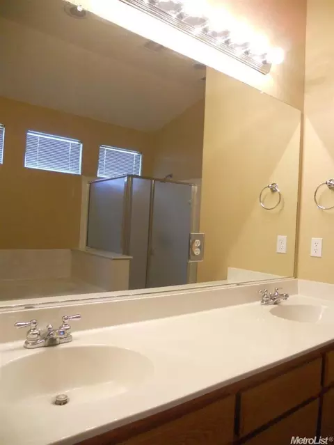 2087 Derrick Ave, Manteca, CA 95337 photo 15