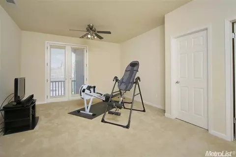 3831 Gresham Ln, Sacramento, CA 95835 photo 13