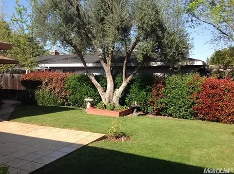 6412 Sandstone St, Carmichael, CA 95608 photo 3
