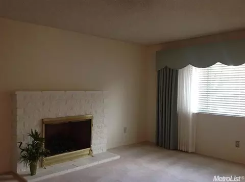 6412 Sandstone St, Carmichael, CA 95608 photo 9