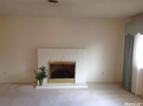6412 Sandstone St, Carmichael, CA 95608 photo 8