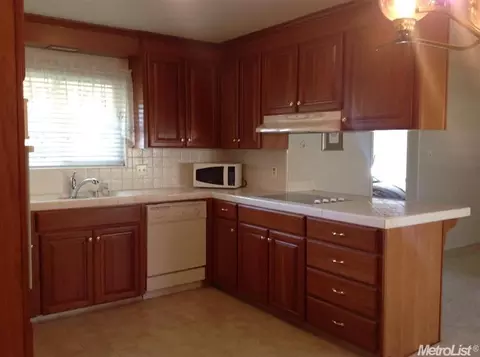 6412 Sandstone St, Carmichael, CA 95608 photo 5