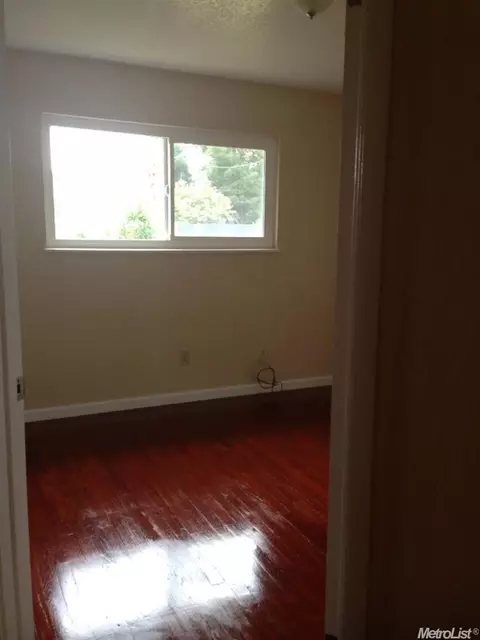 2604 Mcadoo Ave, Modesto, CA 95350 photo 12