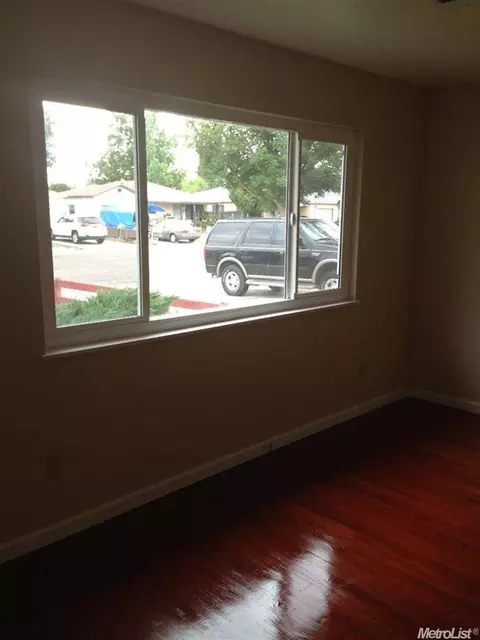 2604 Mcadoo Ave, Modesto, CA 95350 photo 9