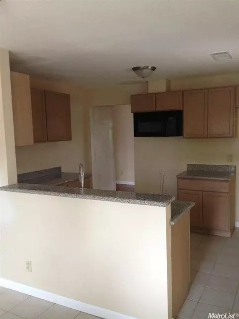 2604 Mcadoo Ave, Modesto, CA 95350 photo 4