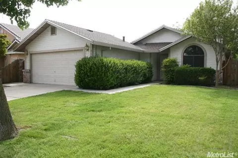 813 Mercy Ave, Modesto, CA 95358 photo 1