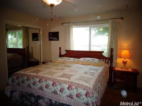 15015 E Peltier Rd, Acampo, CA 95220 photo 12