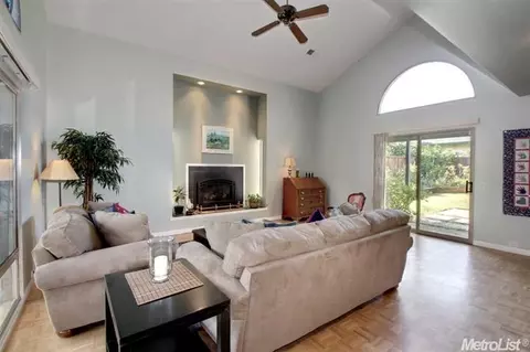 225 Guaymas Pl, Davis, CA 95616 photo 2