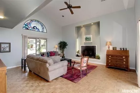 225 Guaymas Pl, Davis, CA 95616 photo 3