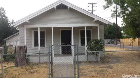 216 Rush St, Lodi, CA 95240 photo 1