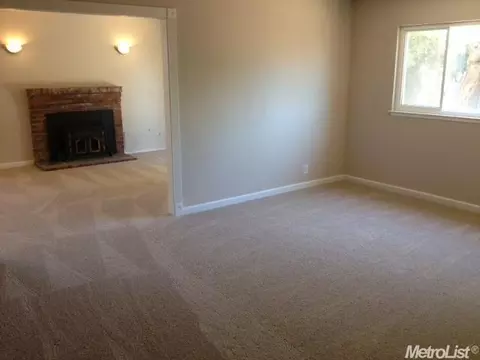 1148 Muir Ct, Manteca, CA 95337 photo 3