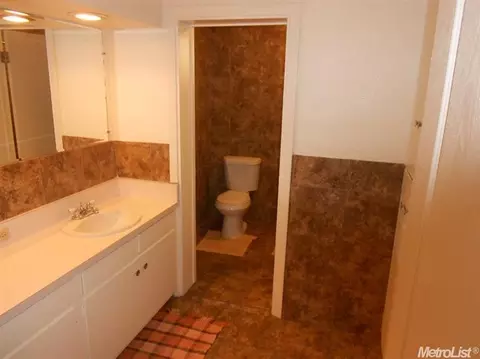 802 Wright Ave, Stockton, CA 95204 photo 17